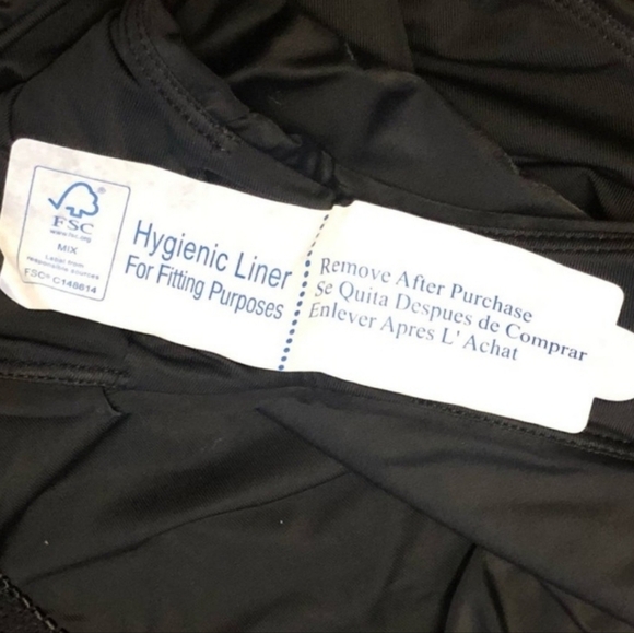 Andie Swim The Asbury One Piece Sleek Black Modest Adj Cross Straps  Size LG NWT - Picture 9 of 11